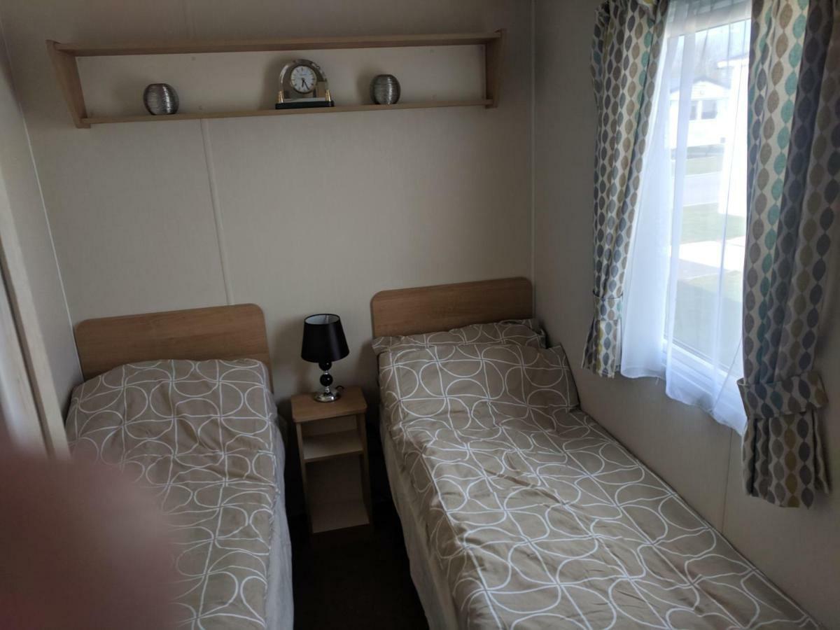 P&D'S Pearl Caravan At Tattershall Lakes Country Park Hotel Ngoại thất bức ảnh