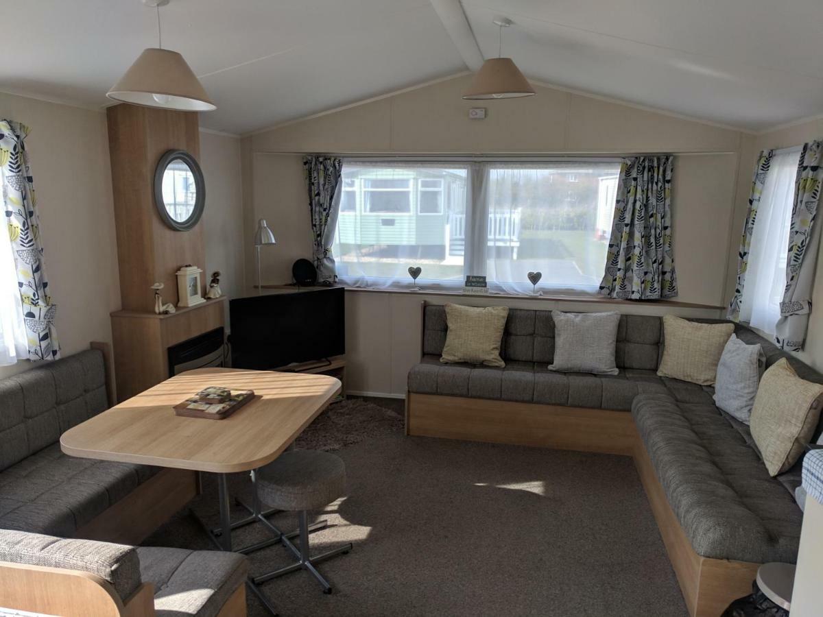 P&D'S Pearl Caravan At Tattershall Lakes Country Park Hotel Ngoại thất bức ảnh