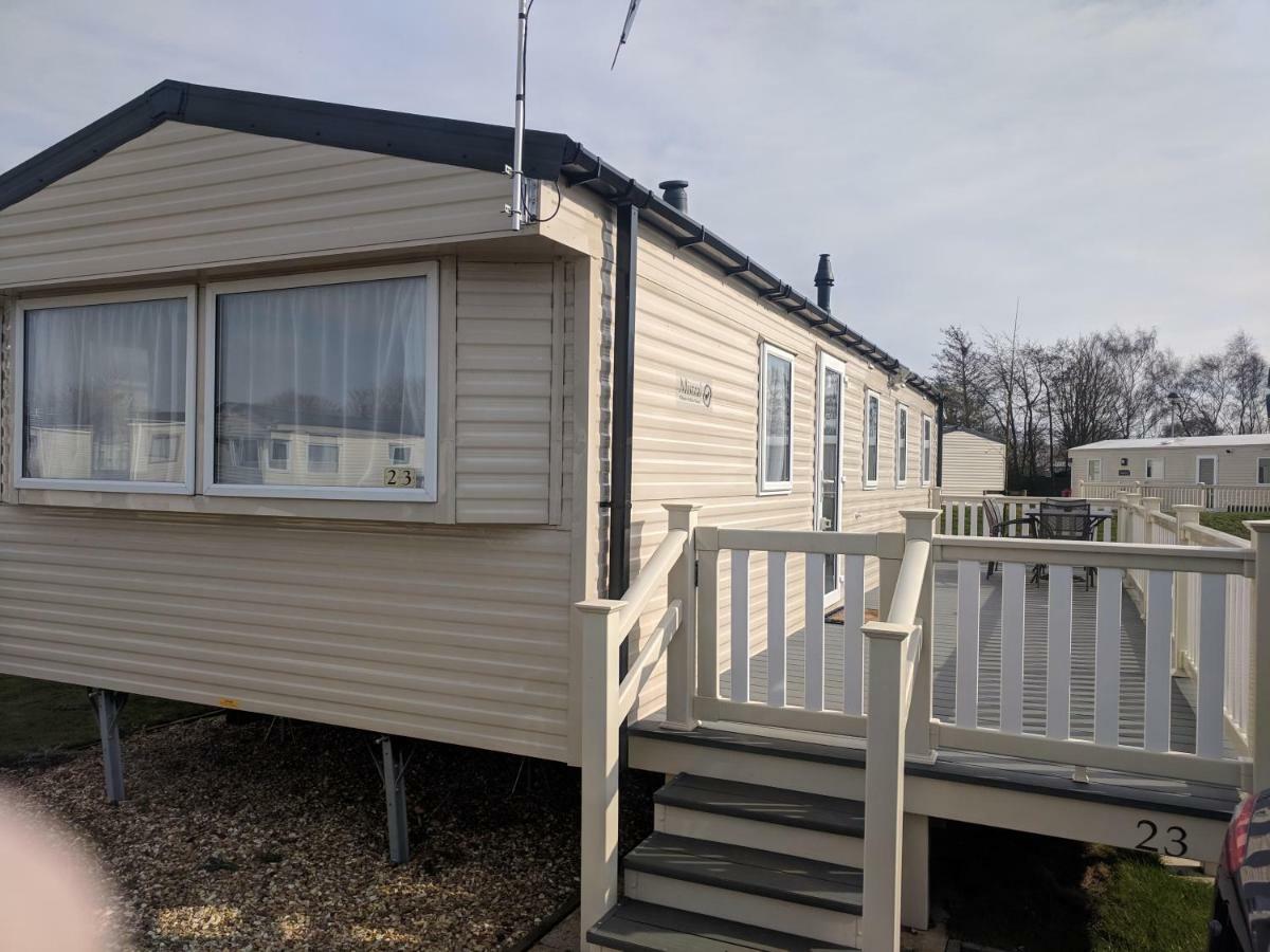 P&D'S Pearl Caravan At Tattershall Lakes Country Park Hotel Ngoại thất bức ảnh